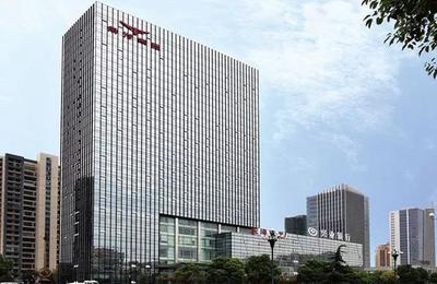 嘉宝股份登陆港股后启动首次战略合作，蓝光嘉宝服务剑指华东市场